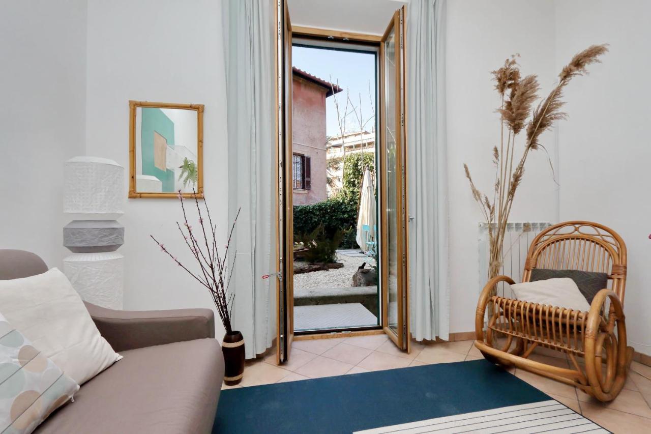 GARDEN DOWNTOWN. 3 stops from Colosseum Roma Exterior foto